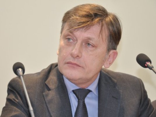 Şedinţă la PNL, pe tema coabitării cu PSD